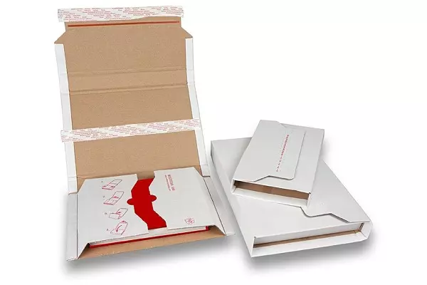 Wikkeldoos met plakstrip enkele golf wit 302x215x5-73mm
